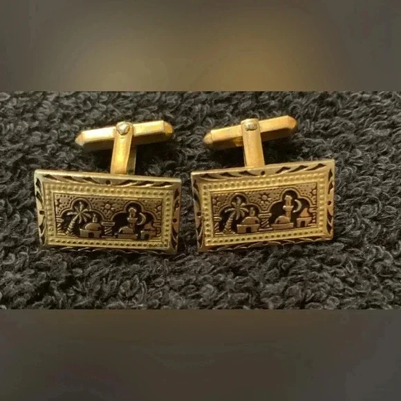Vintage Egyptian motif Cuff Links - Picture 2 of 4